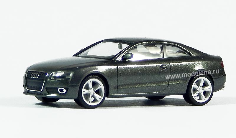   Audi A5 (R)