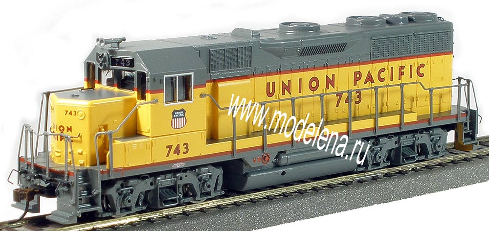  GP35 4-    DCC